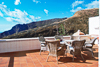 Casa Roja, Terrasse mit Bergblick