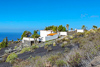 Casa Clara, view from pool to house and mountains